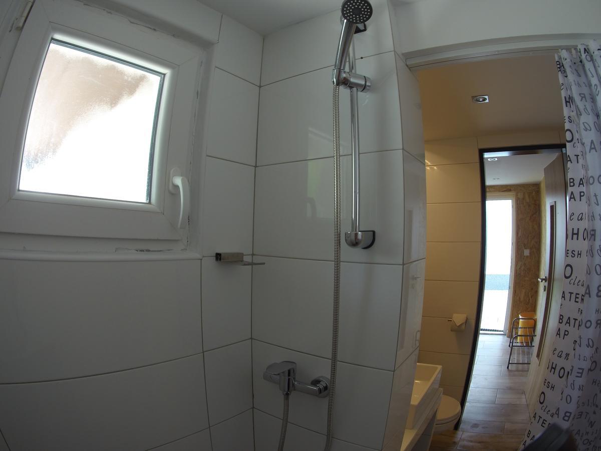 Chaty Aqua Maria Velaty Dış mekan fotoğraf
